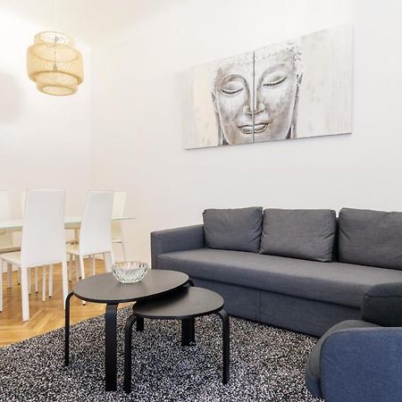 Hemeras Boutique Homes Luxury 4Bdr Close To Duomo 밀라노 외부 사진